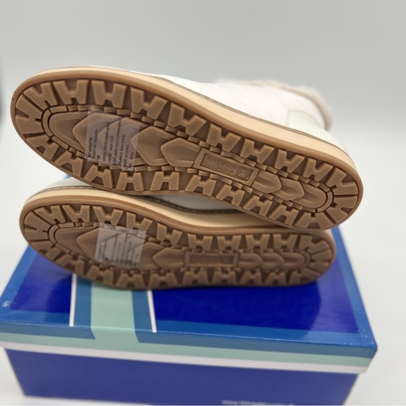 New White Mountain Boots Tamarin Women's White Puffer Boots Booties Size 7 Wide - Picture 6 of 7